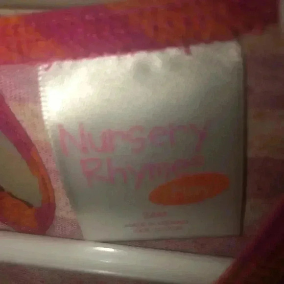 NURSERY RHYME PLAY DRESS BEAUTIFUL SIZE 24M - Picture 4 of 6